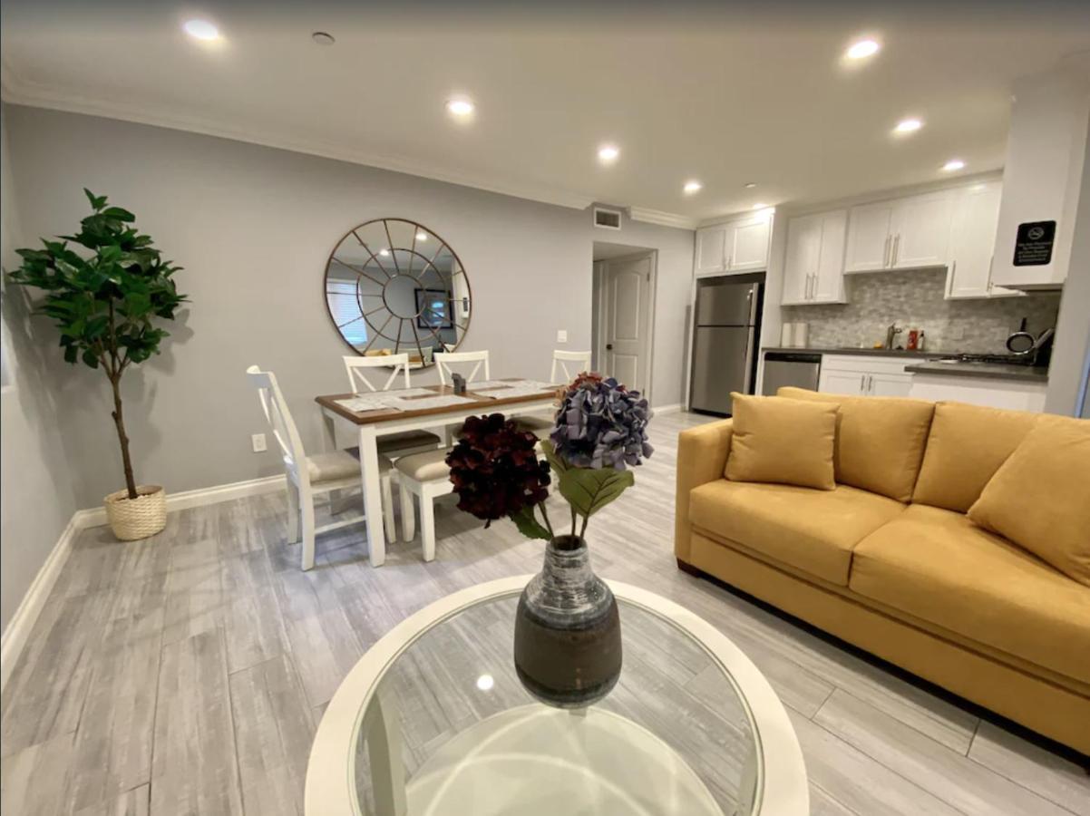 Stylish Hollywood Townhouse - Ideal Location Appartement *